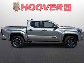 Used 2024 Toyota Tacoma TRD Sport video 2