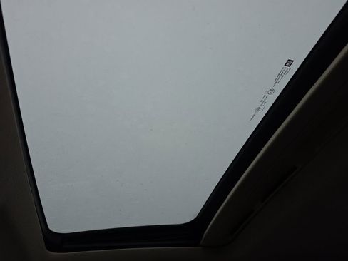 Used 2014 Chevrolet Cruze Diesel image 45