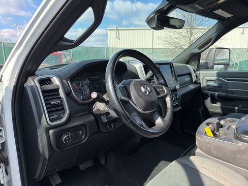 Used 2023 RAM 2500 Big Horn w/ Level 1 Equipment Group image 12