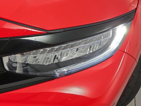 Certified 2018 Honda Civic Type R image 30