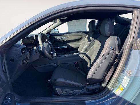 New 2025 Ford Mustang Coupe image 10