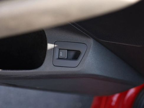 Used 2019 Volkswagen Arteon SE image 12