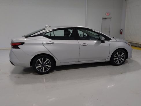 Used 2023 Nissan Versa SV FWD image 10