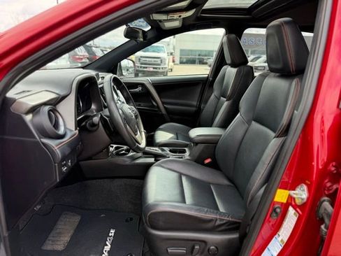 Used 2016 Toyota RAV4 SE AWD/4WD image 15