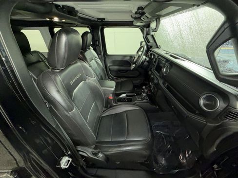 Used 2020 Jeep Wrangler Unlimited Sahara image 26