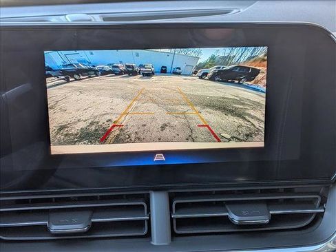 New 2026 Chevrolet Trax LT w/ Driver Confidence Package image 12