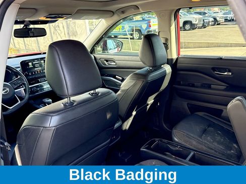 Used 2022 Nissan Pathfinder SL w/ SL Premium Package image 14