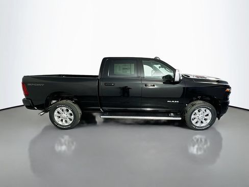 New 2026 RAM 2500 Laramie AWD/4WD image 8