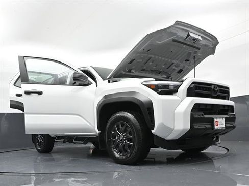 Used 2025 Toyota 4Runner SR5 AWD/4WD image 45