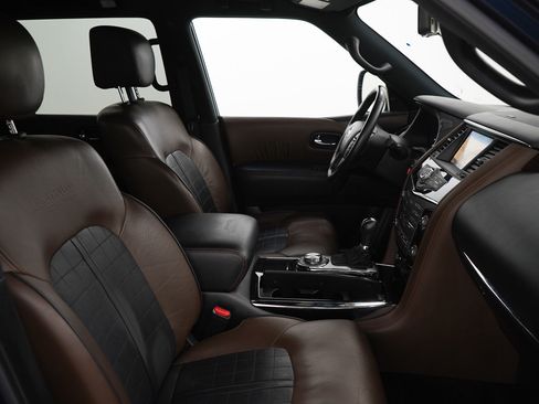 Used 2020 Nissan Armada Platinum w/ Platinum Reserve Package image 11