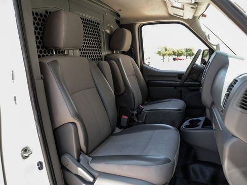 Used 2021 Nissan NV 2500 S RWD image 28