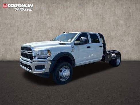 New 2024 RAM 5500 Tradesman w/ Chrome Appearance Group image 1