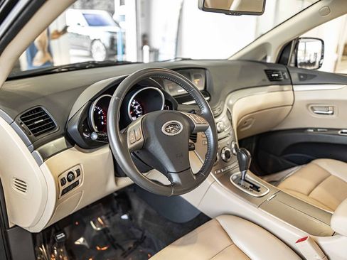 Used 2010 Subaru Tribeca Limited image 22