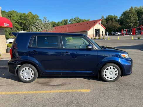 Used 2013 Scion xB image 4