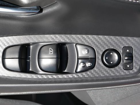 Used 2021 Nissan Sentra SV FWD image 14