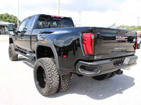 Used 2024 GMC Sierra 3500 Denali w/ Denali Reserve Package AWD/4WD image 8