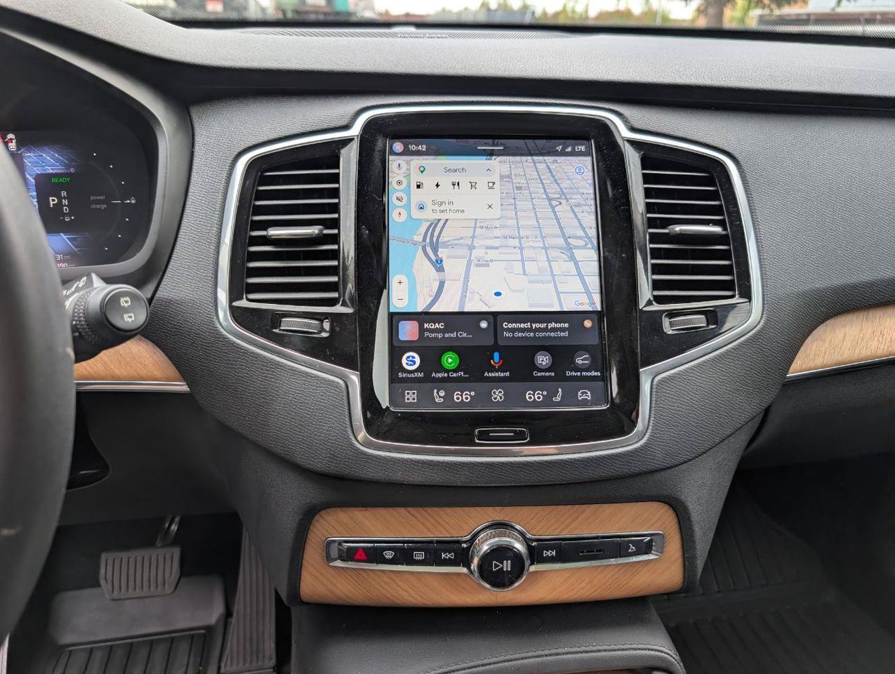 Used 2023 Volvo XC90 T8 Plus w/ Protection Package Premier AWD/4WD image 22