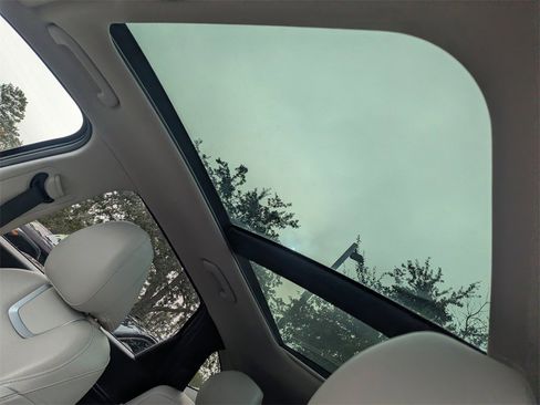 Used 2024 Hyundai Tucson Limited image 23