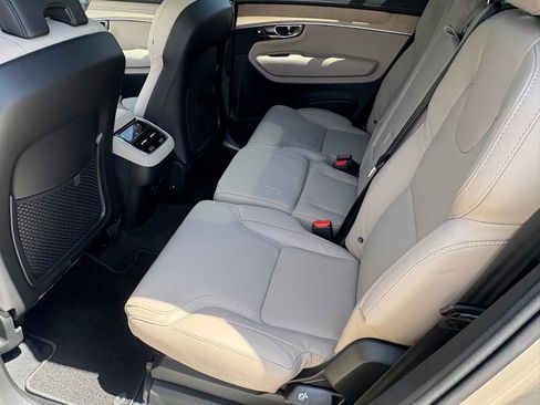 New 2026 Volvo XC90 B6 Ultra w/ Lounge Package image 23