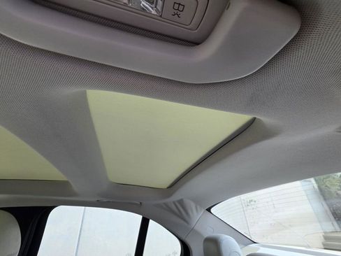 Used 2015 Mercedes-Benz C 300 Sedan image 12