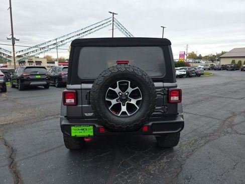 Used 2021 Jeep Wrangler Unlimited Rubicon w/ Cold Weather Group image 5