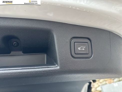 Used 2024 Chevrolet Blazer EV LT image 26