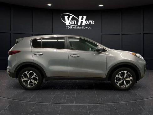 Used 2020 Kia Sportage LX w/ LX Popular Package image 2
