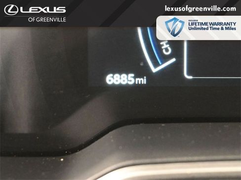 Used 2024 Toyota Corolla Cross XSE image 14