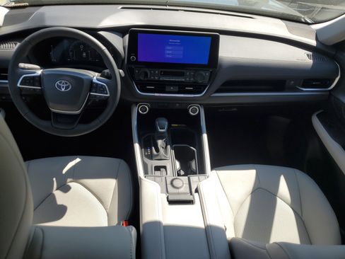 New 2026 Toyota Grand Highlander XLE AWD/4WD image 15