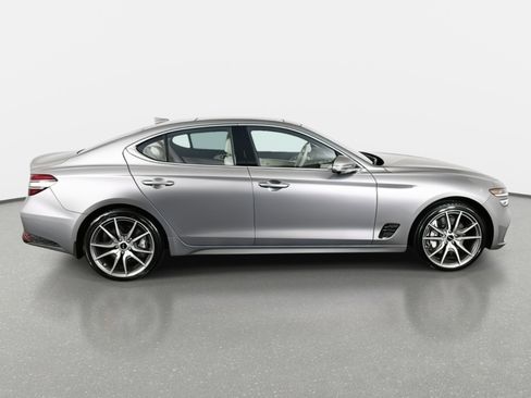 New 2026 Genesis G70 2.5T Prestige image 8