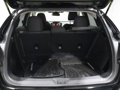 Used 2024 Subaru Crosstrek 2.0i image 19