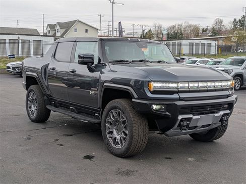 New 2025 GMC Hummer EV 3X image 3