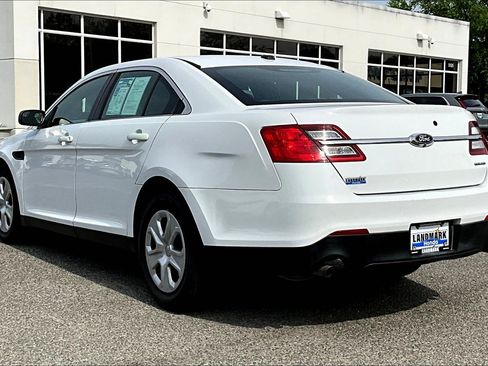 Used 2017 Ford Taurus Police Interceptor FWD image 12