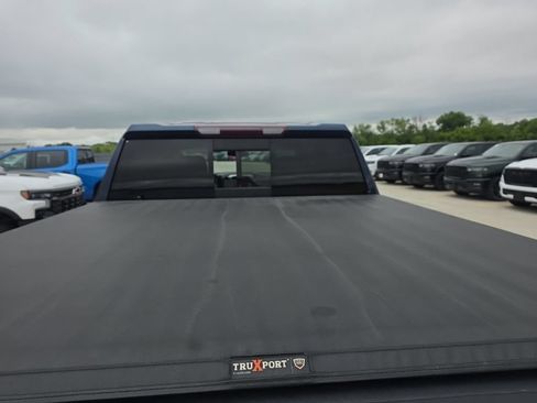 Used 2020 Chevrolet Silverado 1500 LT Trail Boss AWD/4WD image 5