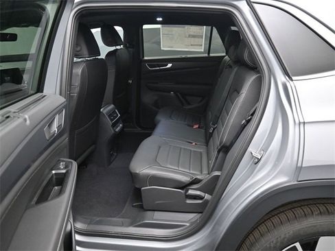 New 2026 Volkswagen Atlas Cross Sport SEL image 11