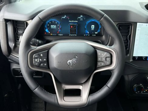 New 2026 Ford Bronco Badlands image 24