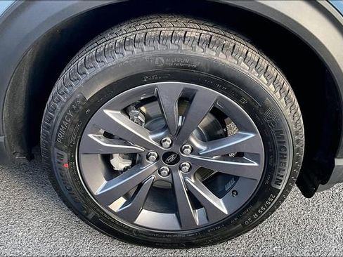 New 2026 Ford Explorer Active w/ Active Comfort Package image 12