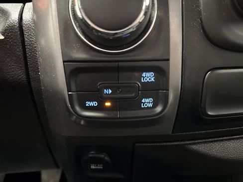 Used 2022 RAM 1500 Classic SLT image 21