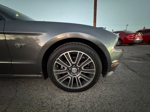 Used 2010 Ford Mustang GT image 19