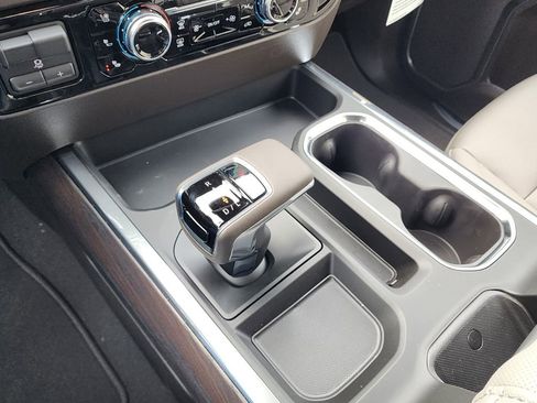 New 2026 GMC Sierra 1500 SLT w/ SLT Premium Plus Package image 30