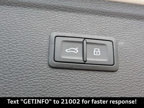 Certified 2025 Audi Q5 Premium AWD/4WD image 17