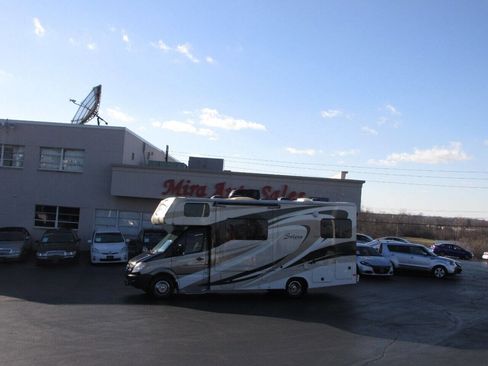 Used 2013 Mercedes-Benz Sprinter 3500 image 3