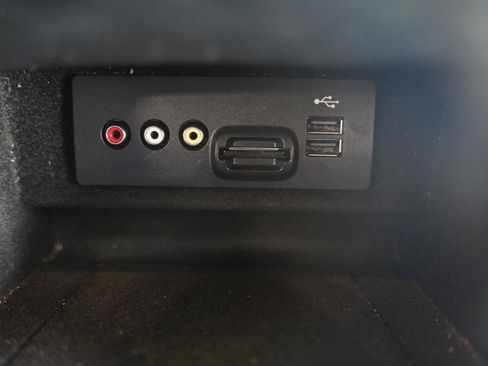 Used 2015 Lincoln MKX FWD w/ Equipment Group 102A image 23
