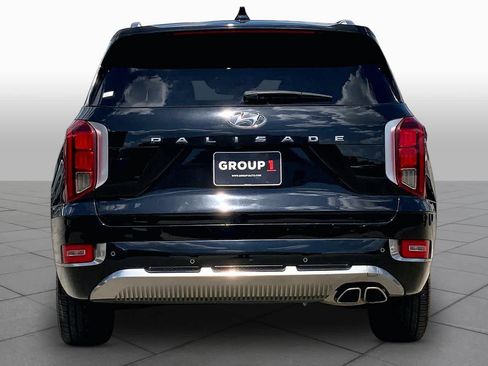 Used 2022 Hyundai Palisade Calligraphy w/ Cargo Package FWD image 5