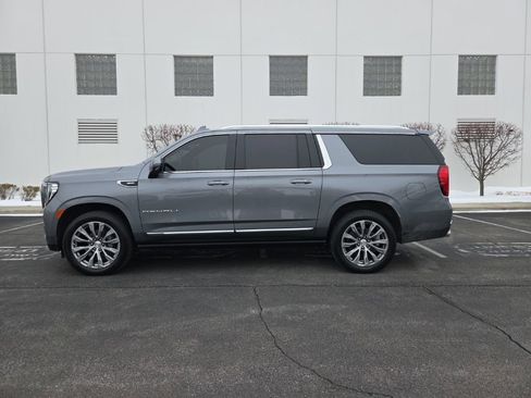 Used 2021 GMC Yukon XL Denali w/ Denali Premium Package image 5