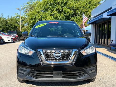 Used 2020 Nissan Kicks S FWD image 9