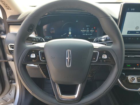 Used 2024 Lincoln Corsair AWD w/ Equipment Group 101A image 14