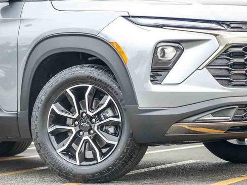 New 2026 Chevrolet TrailBlazer ACTIV w/ Convenience Package AWD/4WD image 4