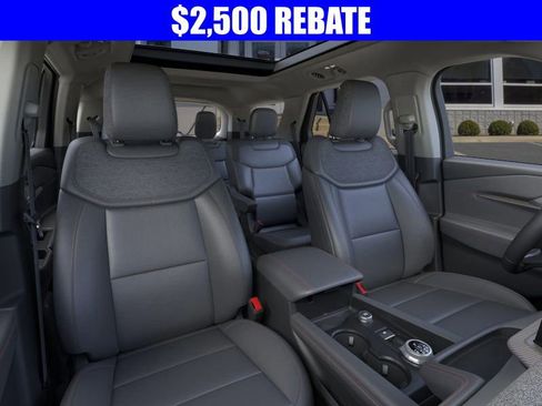 New 2026 Ford Explorer Active w/ Active Comfort Package image 10