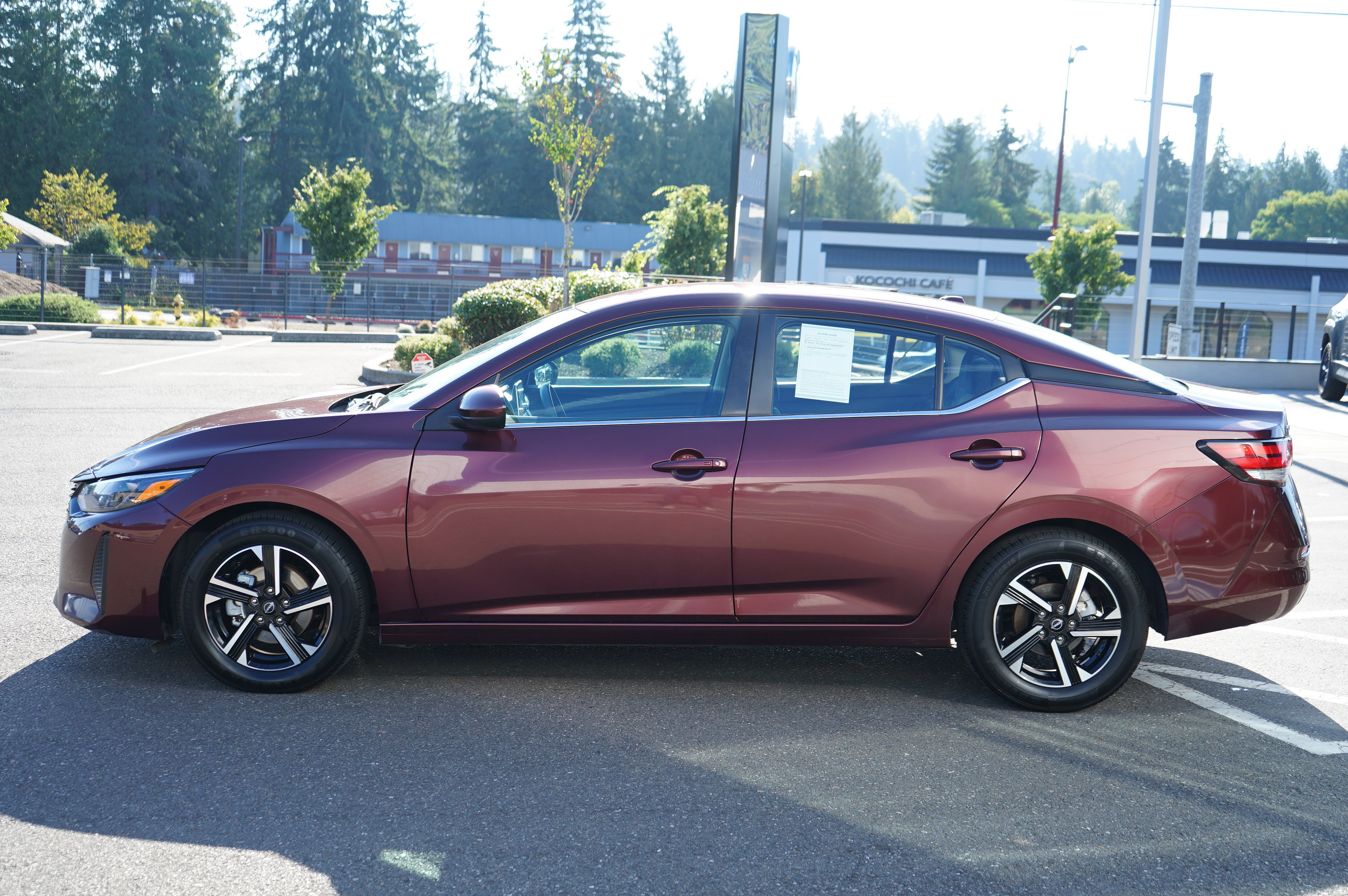 Used 2024 Nissan Sentra SV FWD image 7